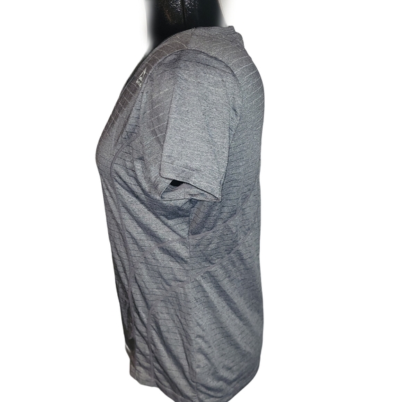 Reebok Women's Gray Performance Tshirt L - Picture 4 of 6